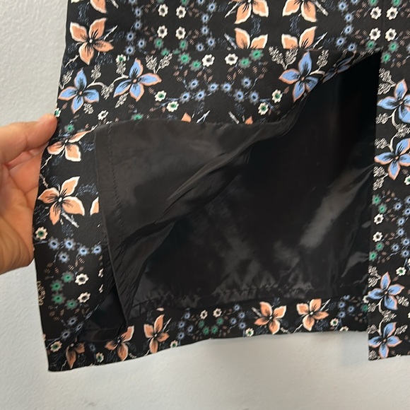 J. Crew Floral Print A-Line Cotton Skirt Black Size 4- gently used - Picture 6 of 12
